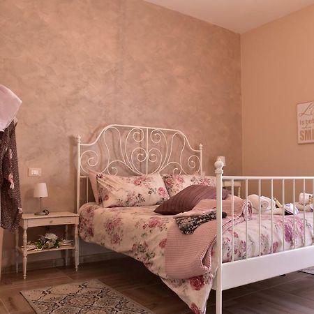مبيت وإفطار تويرانو Casa Nina المظهر الخارجي الصورة