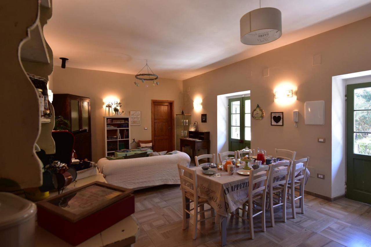 مبيت وإفطار تويرانو Casa Nina المظهر الخارجي الصورة