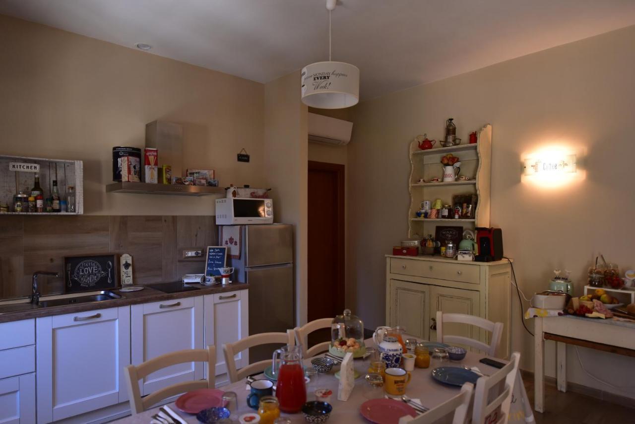 مبيت وإفطار تويرانو Casa Nina المظهر الخارجي الصورة