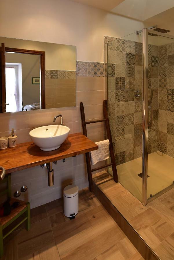 مبيت وإفطار تويرانو Casa Nina المظهر الخارجي الصورة